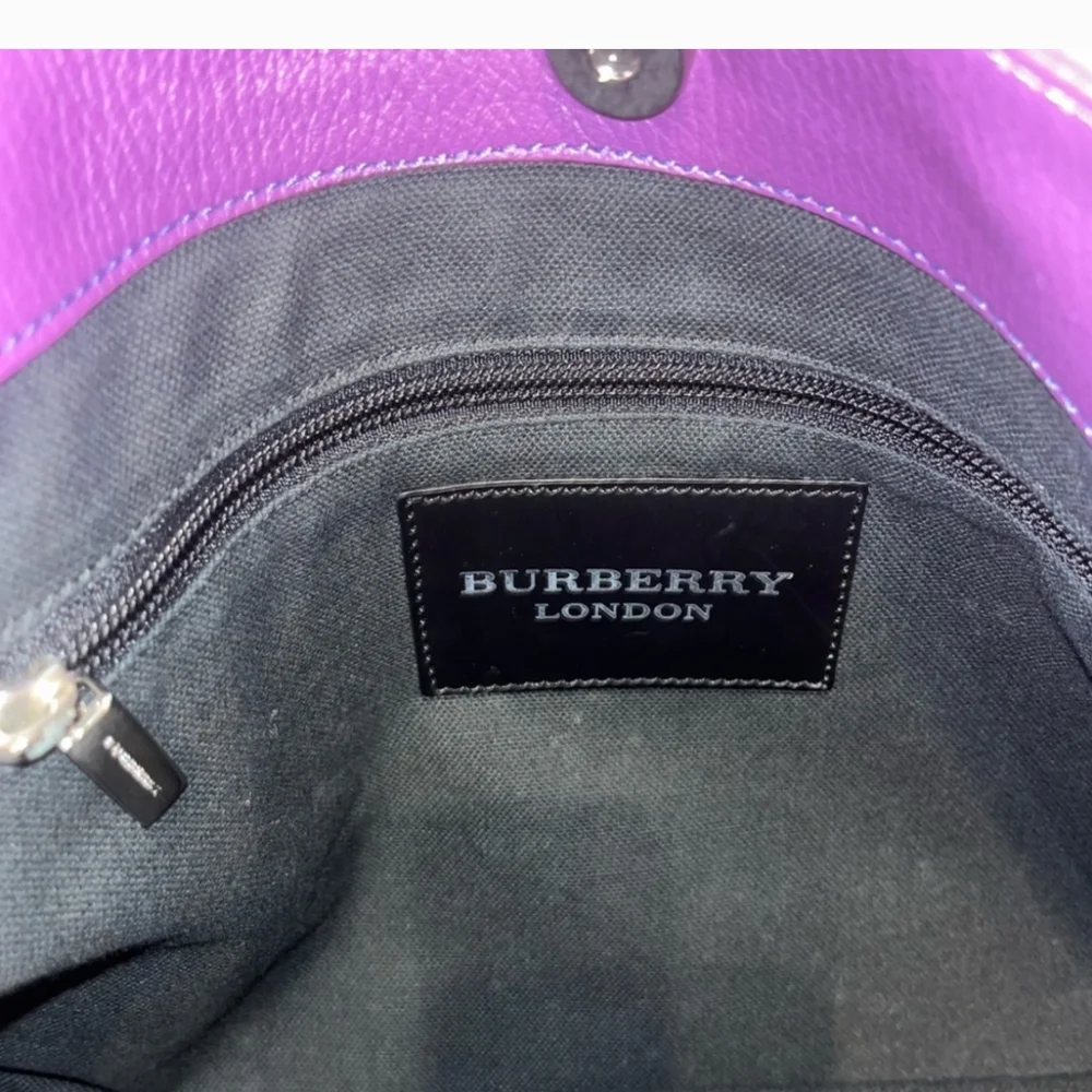 Burberry bag - Picture 3 of 7